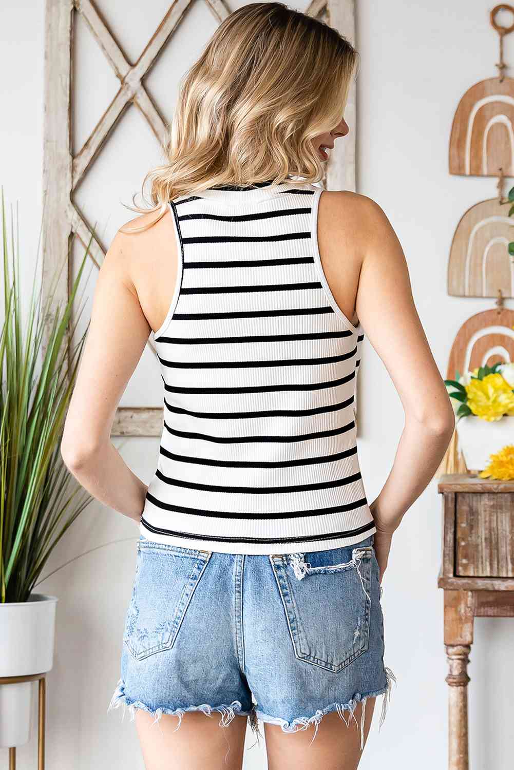 Stilla | Ribbet Rund Hals Tank