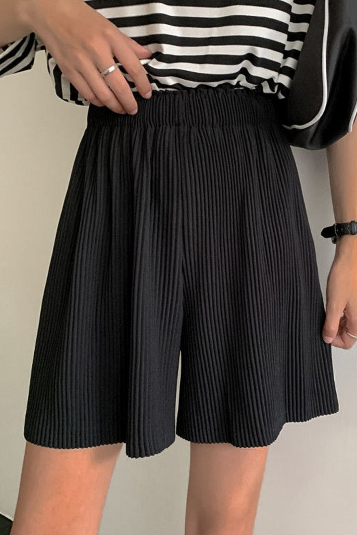 Stilla | Plisserede Vide Ben Shorts