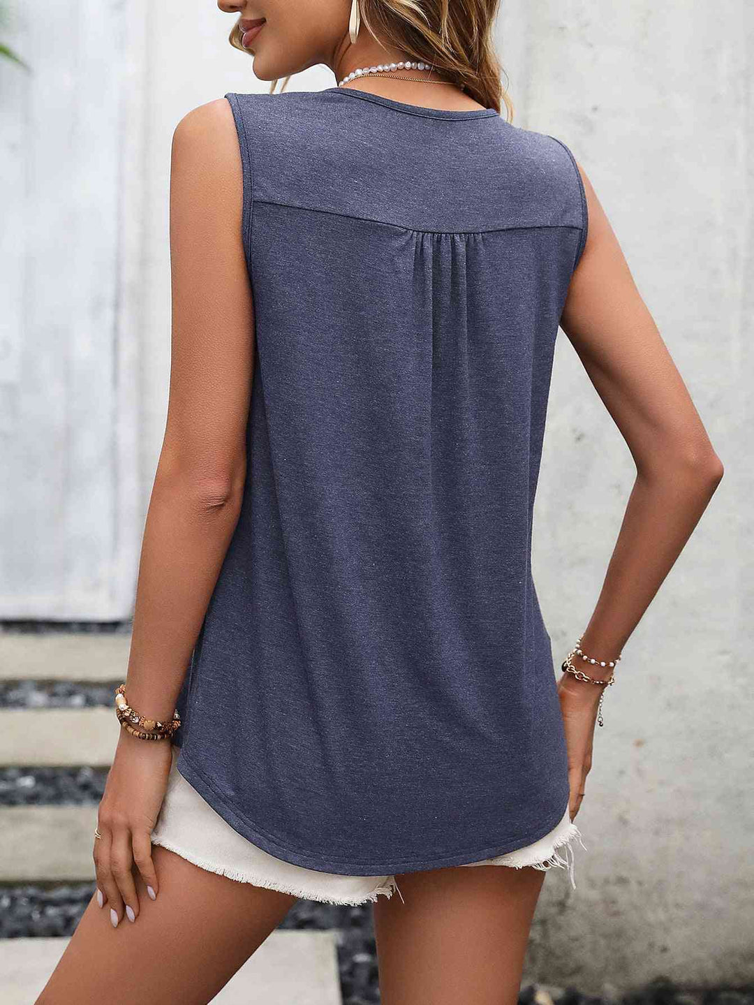 Stilla | Blonde Kontrast Scoop Neck Tank