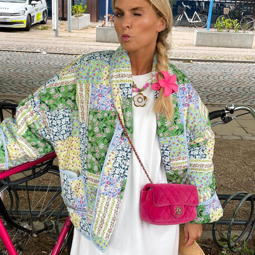 Stilla | Dame Dunjakke Grøn Med Vintage Blomstermønster