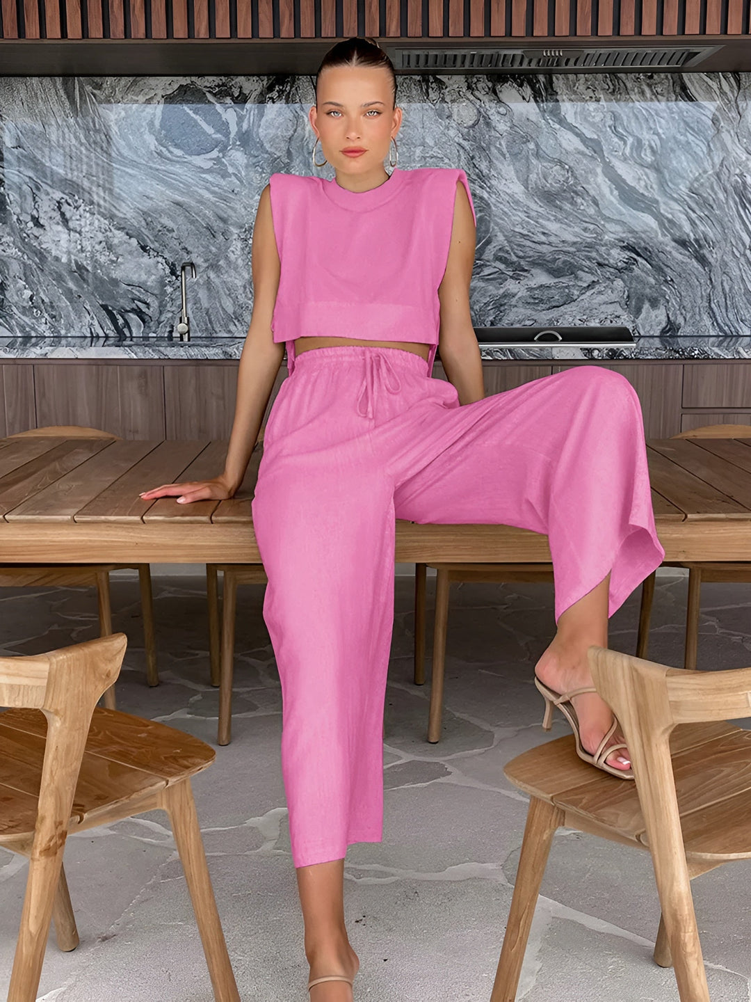 Stilla | Elegant To delt Sommer Linned Outfit til Damer (kort top + bukser)