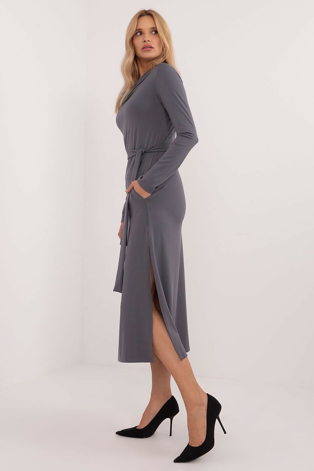 Stilla | Slimming Midi Kjole Til Enhver Lejlighed