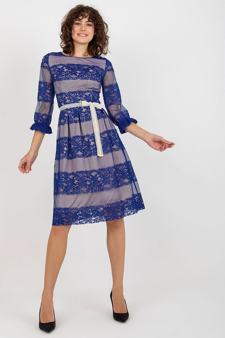 Stilla | Lace Midi Kjole