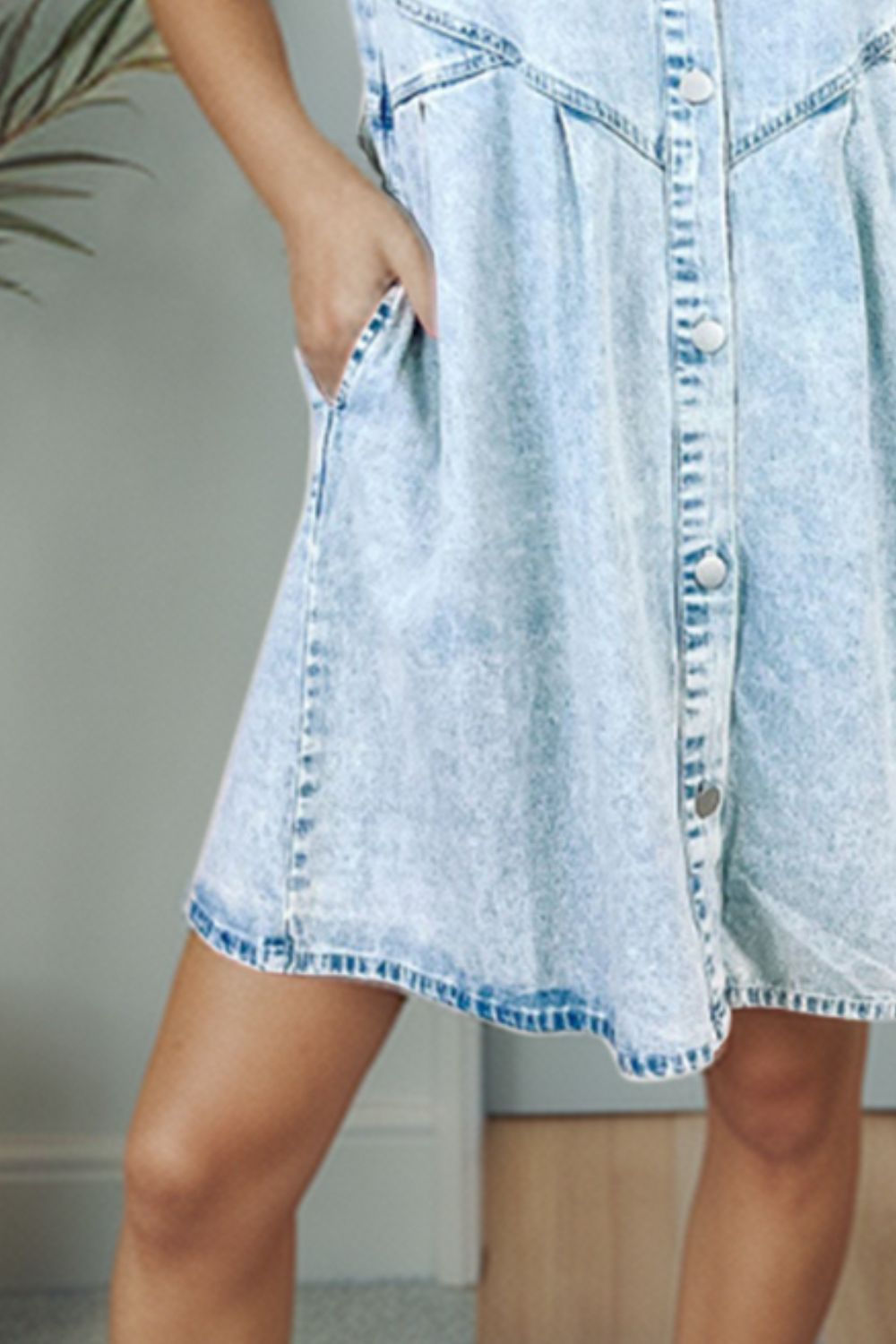 Stilla | Up Flounce Sleeve Denim Dress