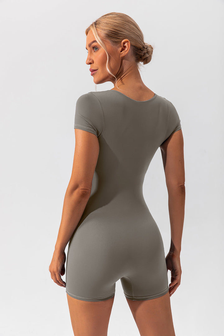 Stilla | Neck Cap Sleeve Active Romper