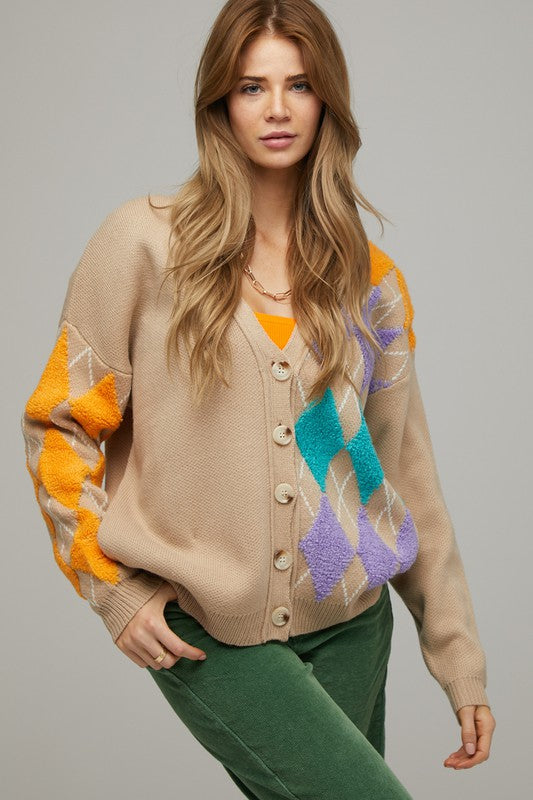Stilla | V Hals Knap Front Cardigan