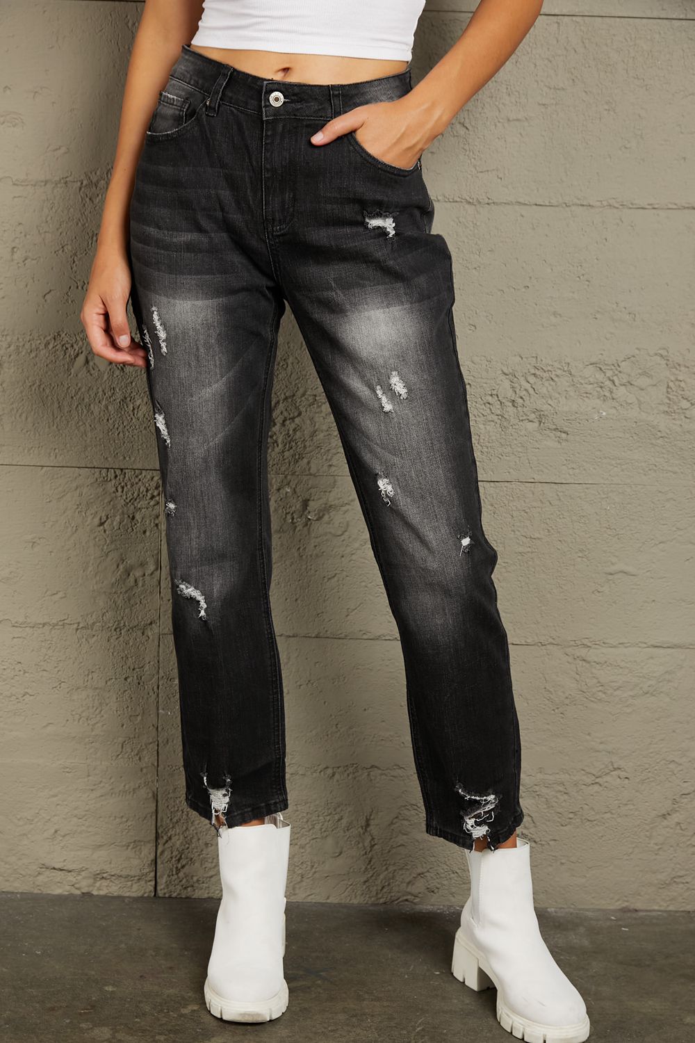 Stilla | Distressed Hem Detalje Afklippede Jeans