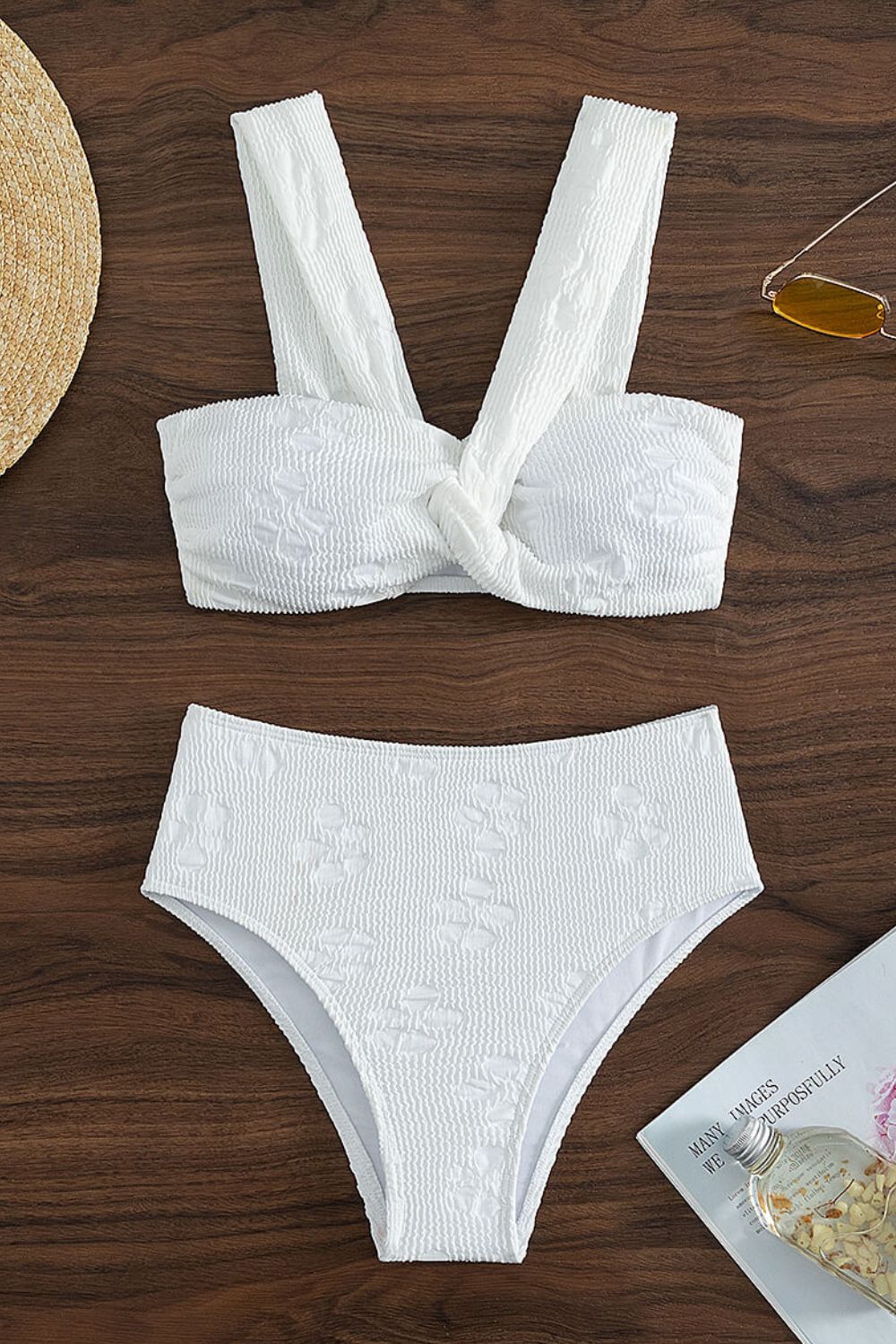 Stilla | Twisted Detail Bikini Set