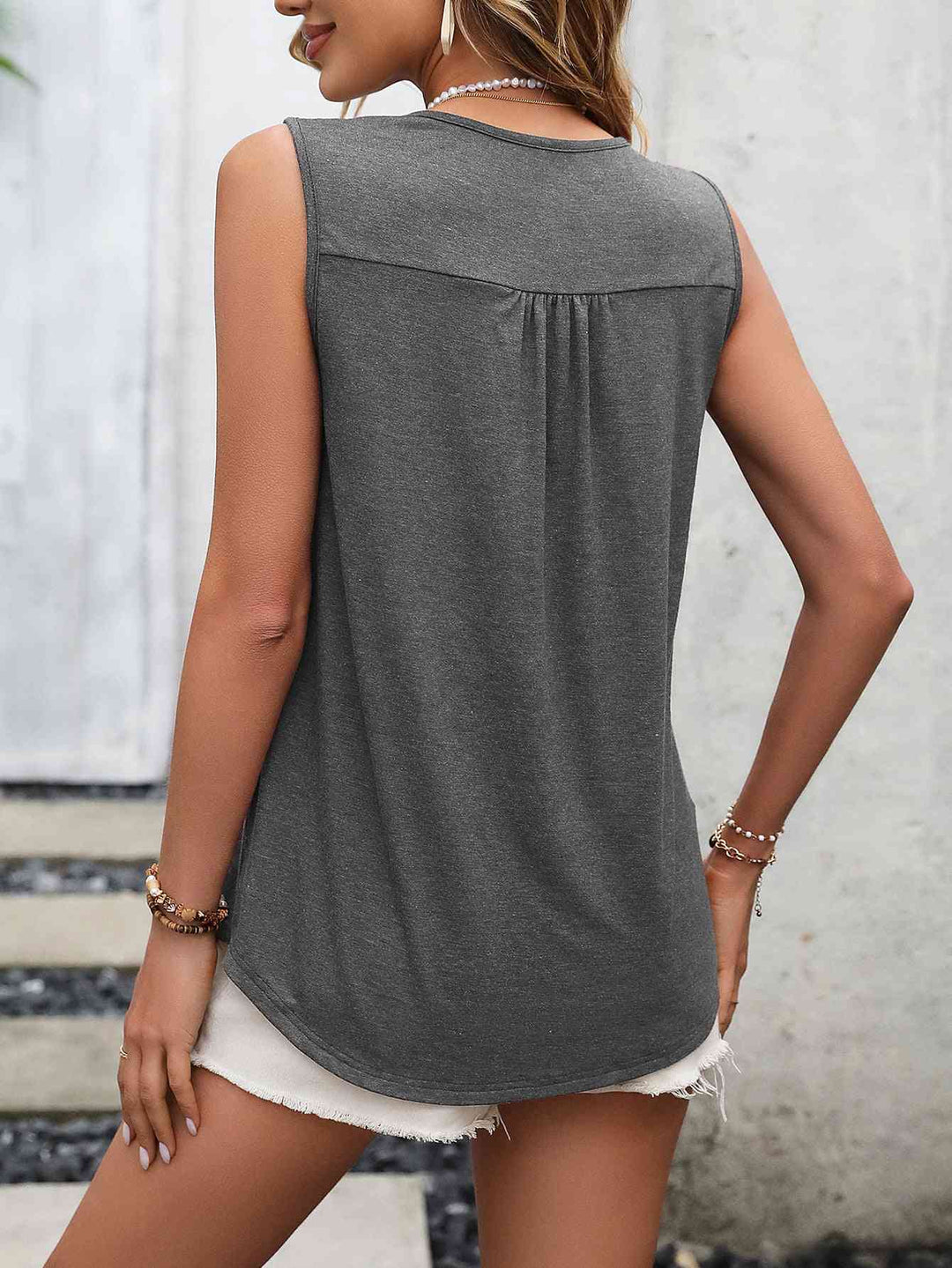 Stilla | Blonde Kontrast Scoop Neck Tank