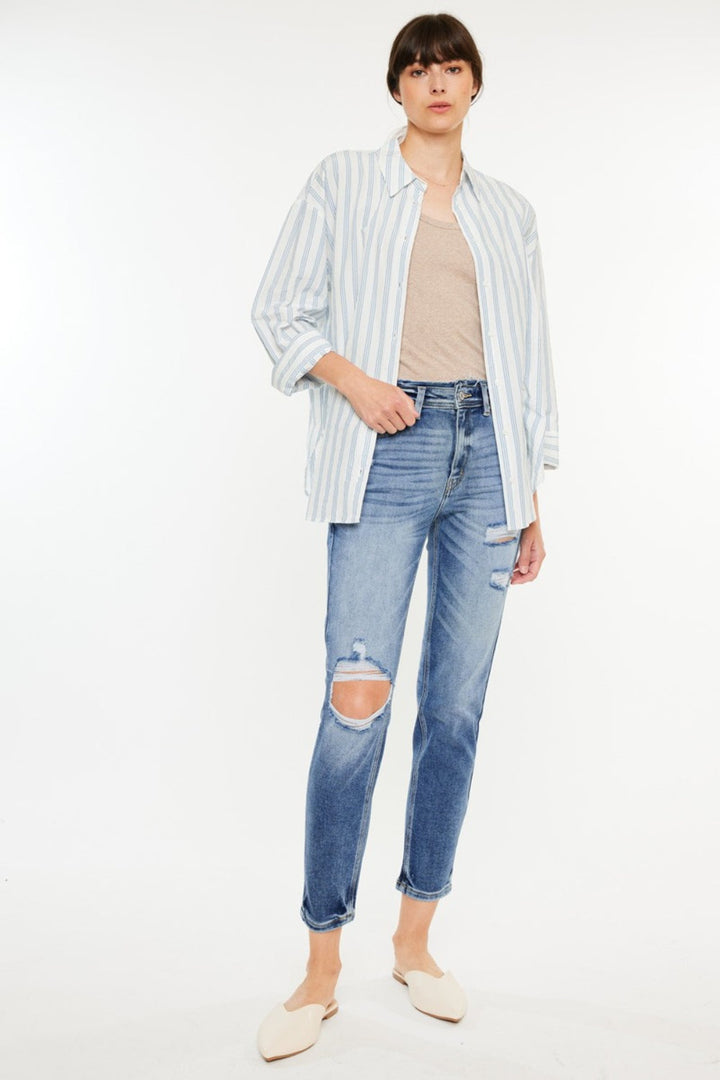 Stilla | High Rise Distressed Mom Jeans
