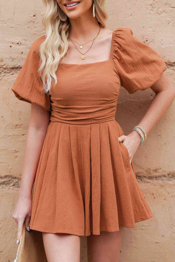Stilla | Hals Plisseret Romper Med Lommer
