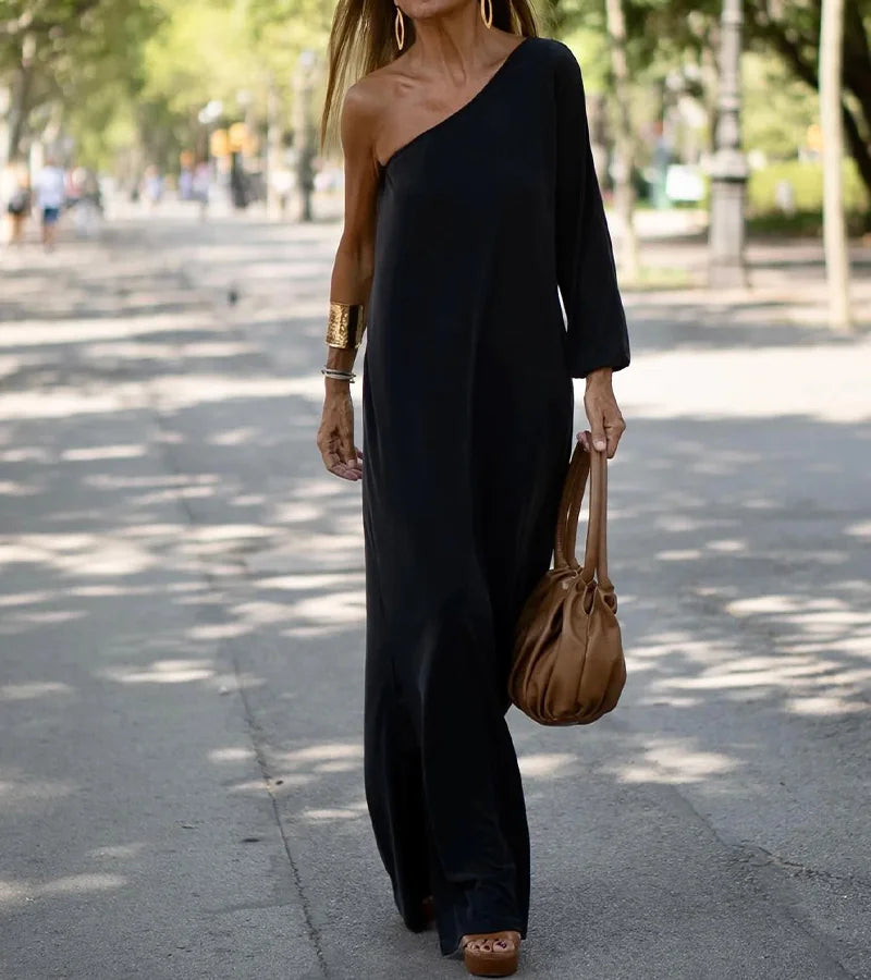 Stilla | Blød Off-shoulder Maxi Kjole
