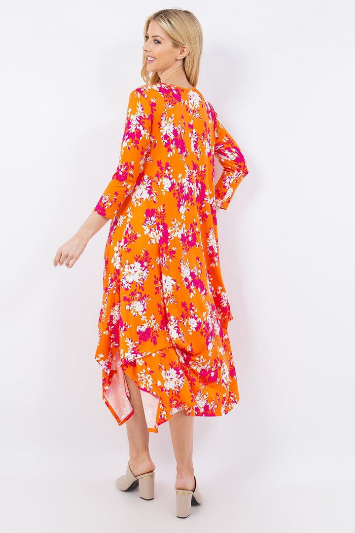 Stilla | Full Size Pick-Up Hem Asymmetrisk Blomstret Midi Kjole
