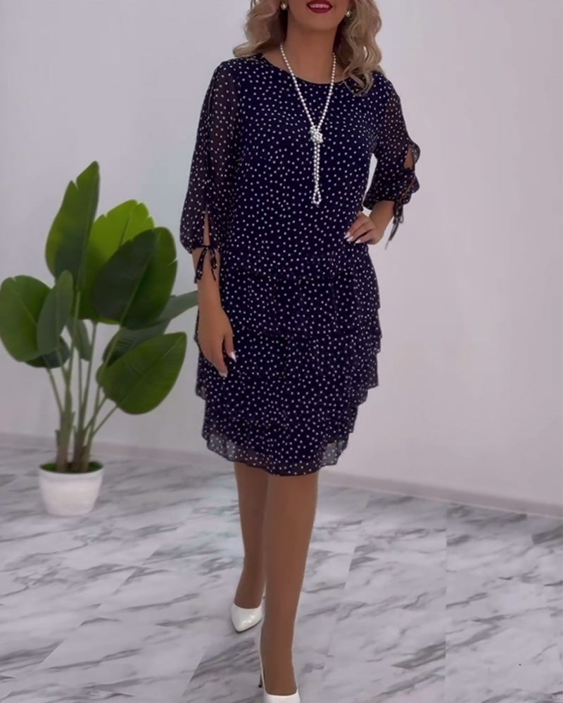 Stilla | Elegant Polkaprikket Kjole