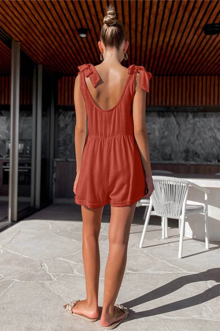 Stilla | Størrelse Scoop Neck Tie Shoulder Romper