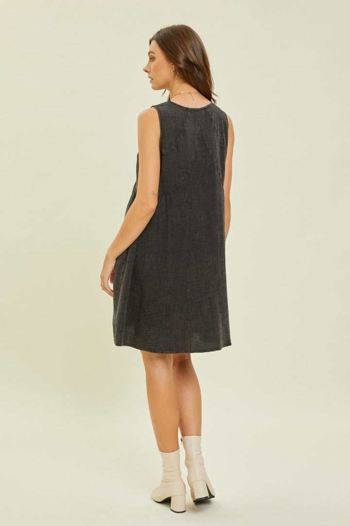 Stilla | Plus Size Texture V-hals Ærmeløs Flare Mini Kjole