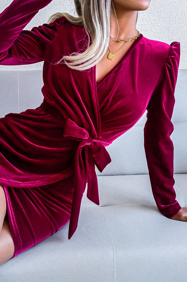 Stilla | Show in the City Velour Bælte Wrap Mini Kjole