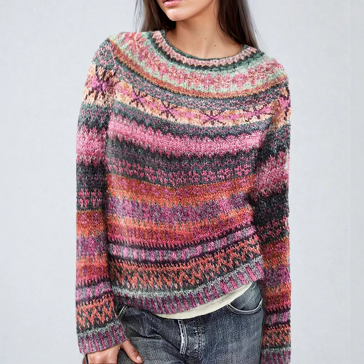 Stilla | Stribet strikpullover til damer i moderne stil