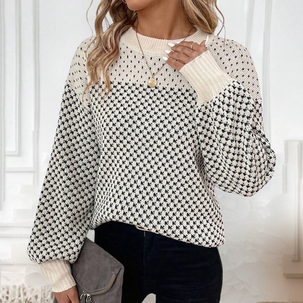 Stilla | Uformel Sweater med Faldende Skuldre til Kvinder