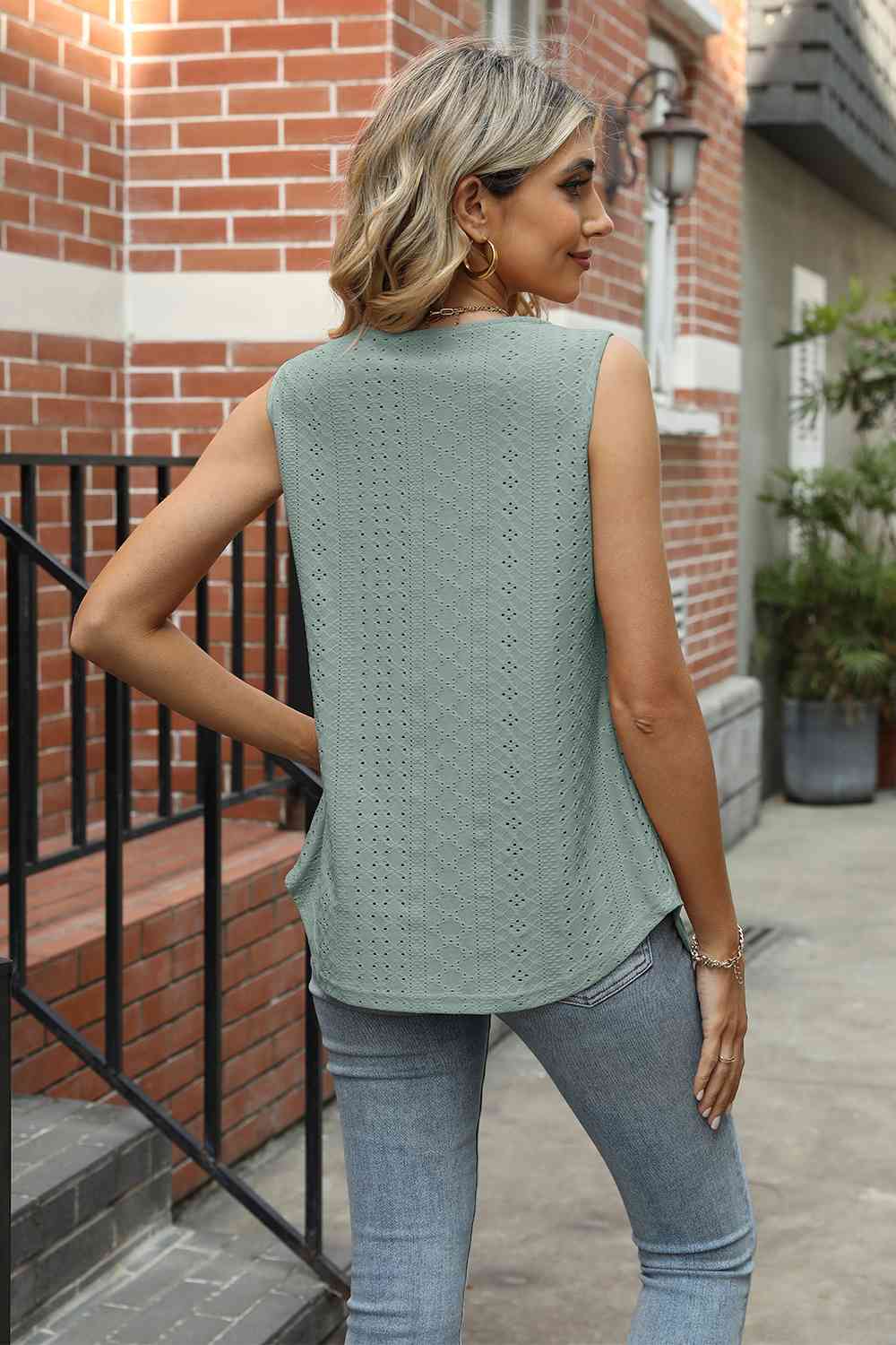 Stilla | Square Neck Tank