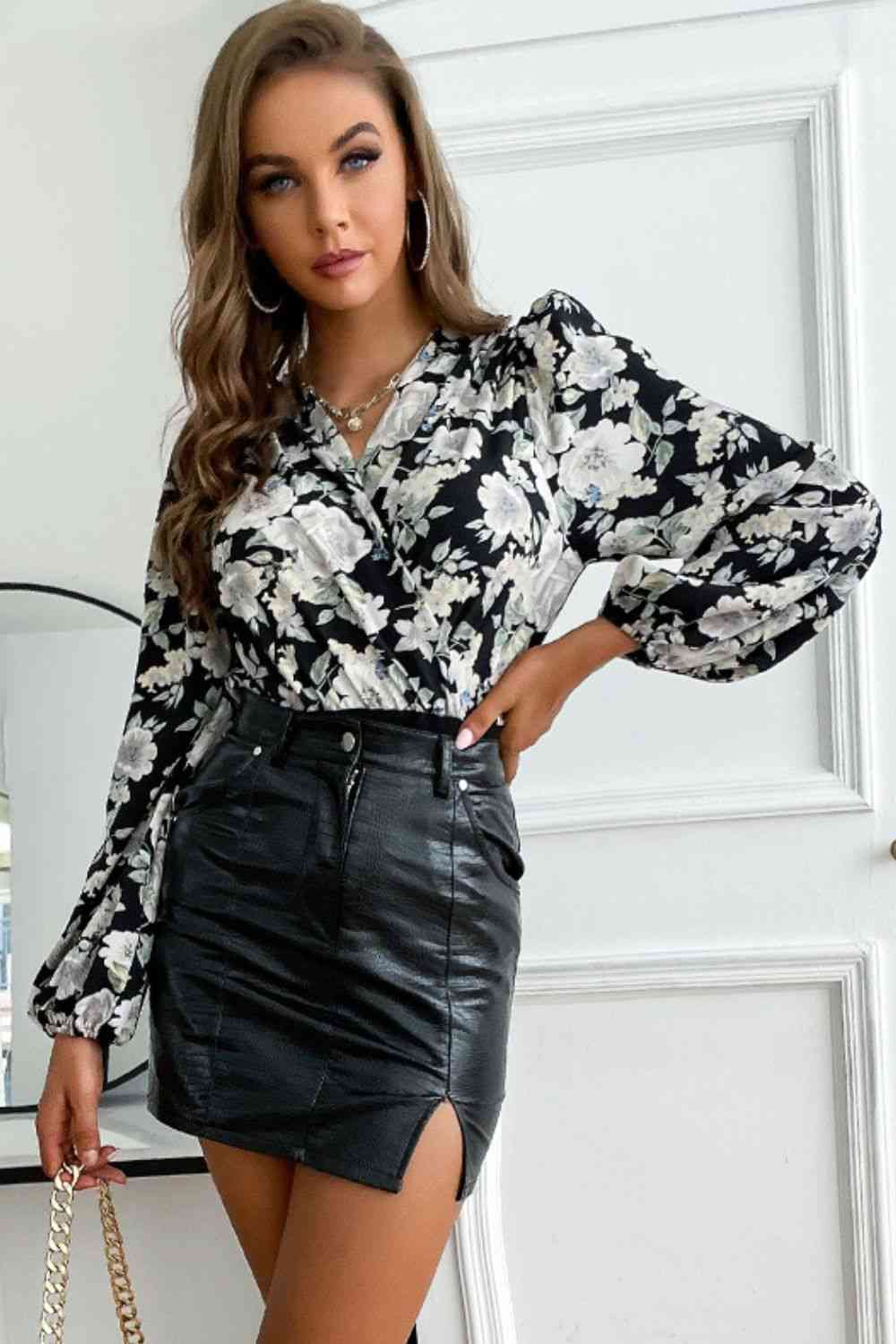 Stilla | Surplice Hals Puff Sleeve Bodysuit