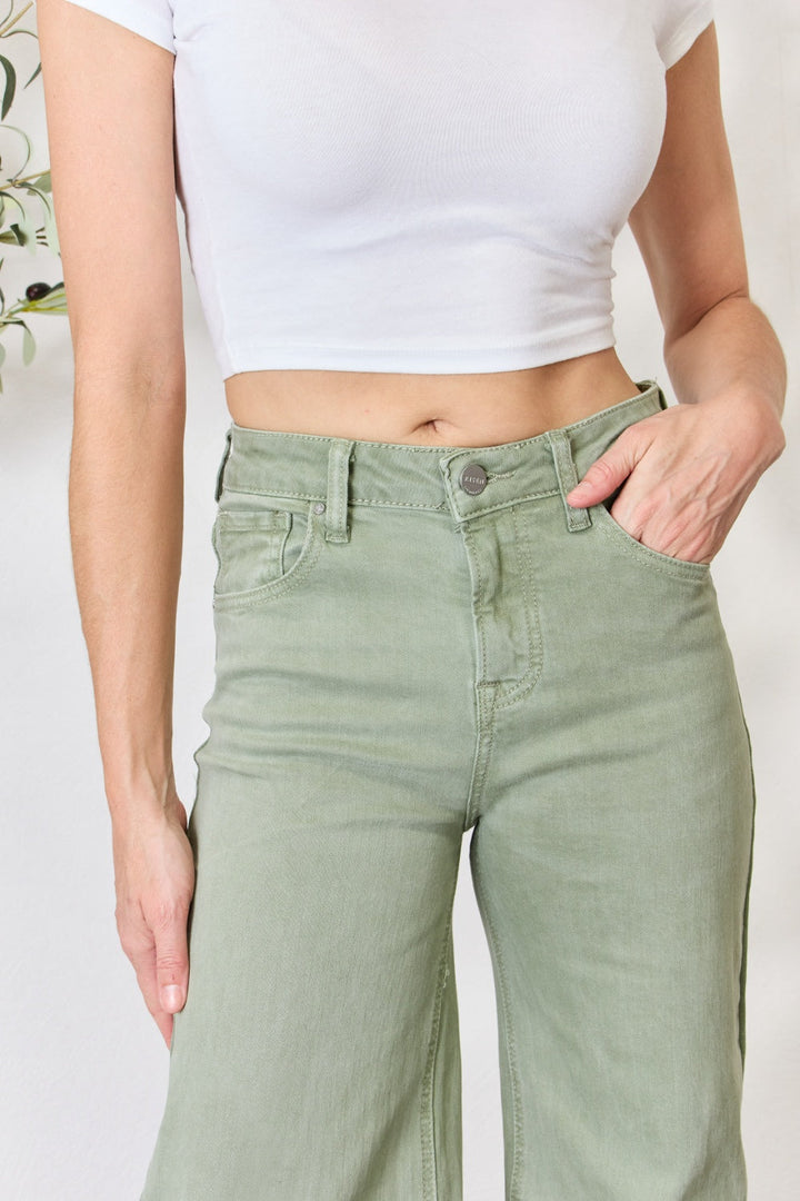 Stilla | Full Size Raw Hem Bredde Ben Jeans