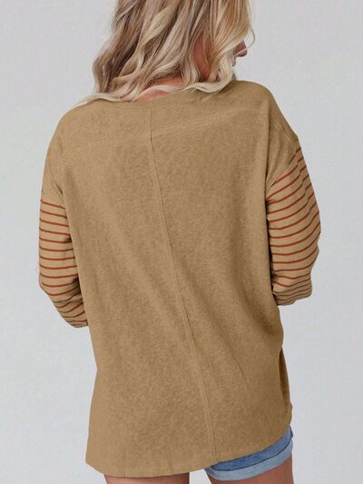 Stilla | Nakke Stribet Langærmet Slids T-shirt