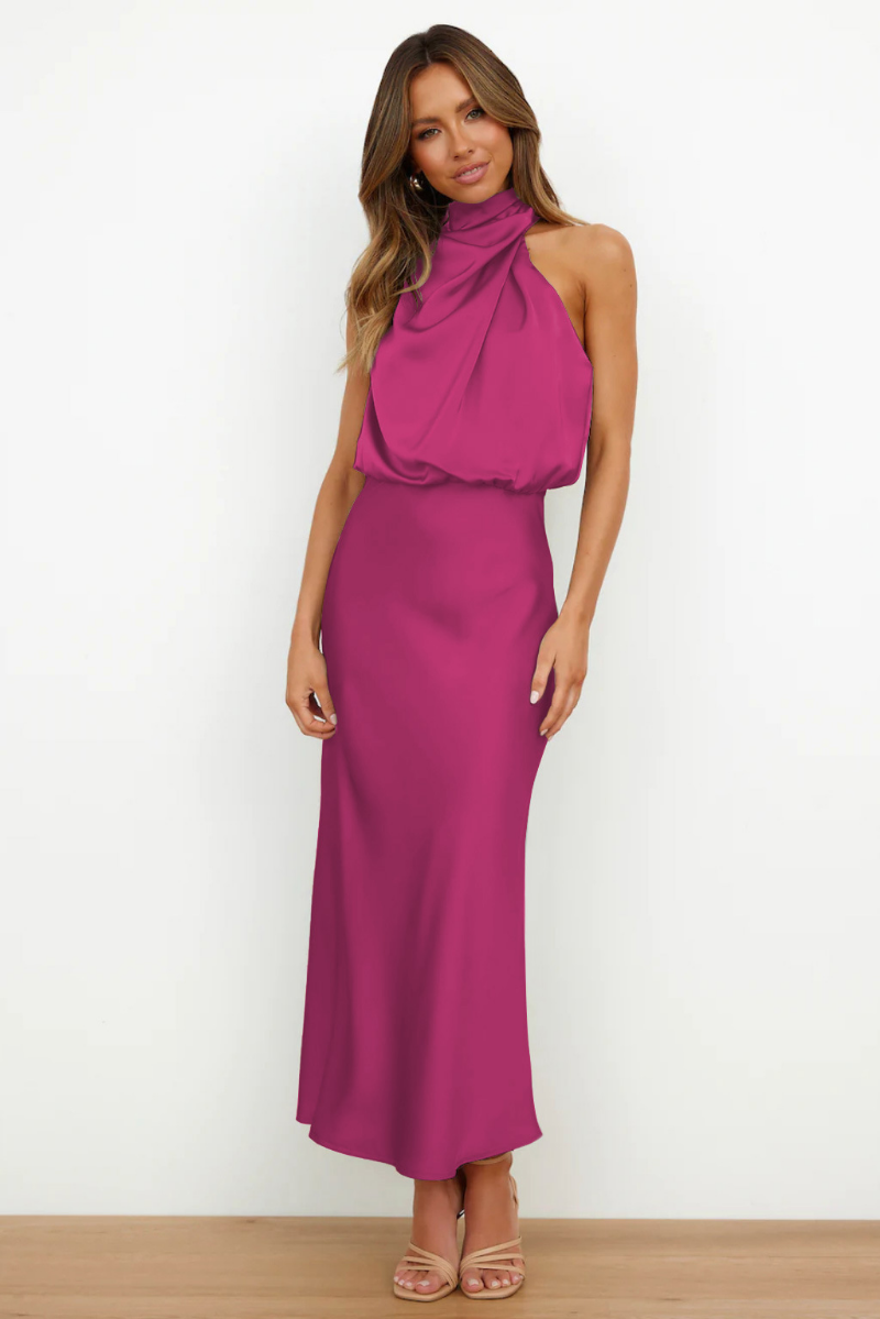 Stilla | Elegant Midi Kjole Med Asymmetrisk Rund Udsnit