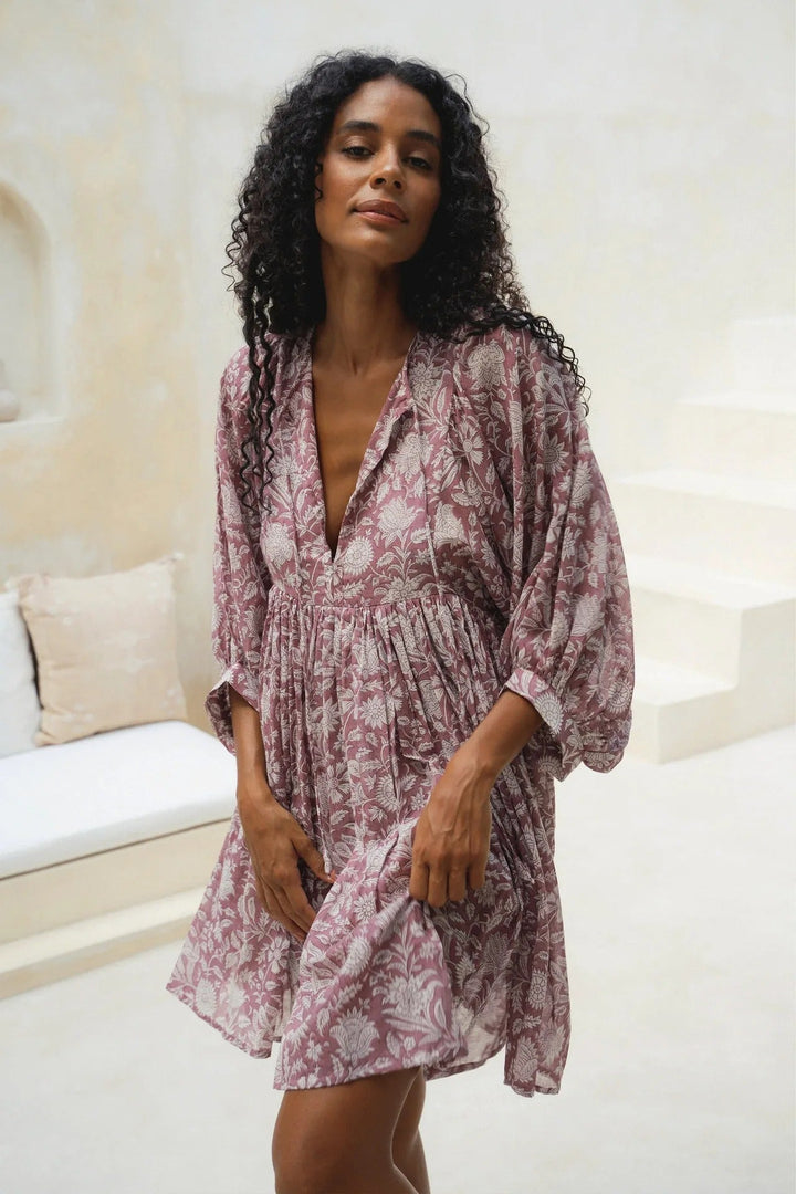 Stilla | Floral Sommer Midi Kjole