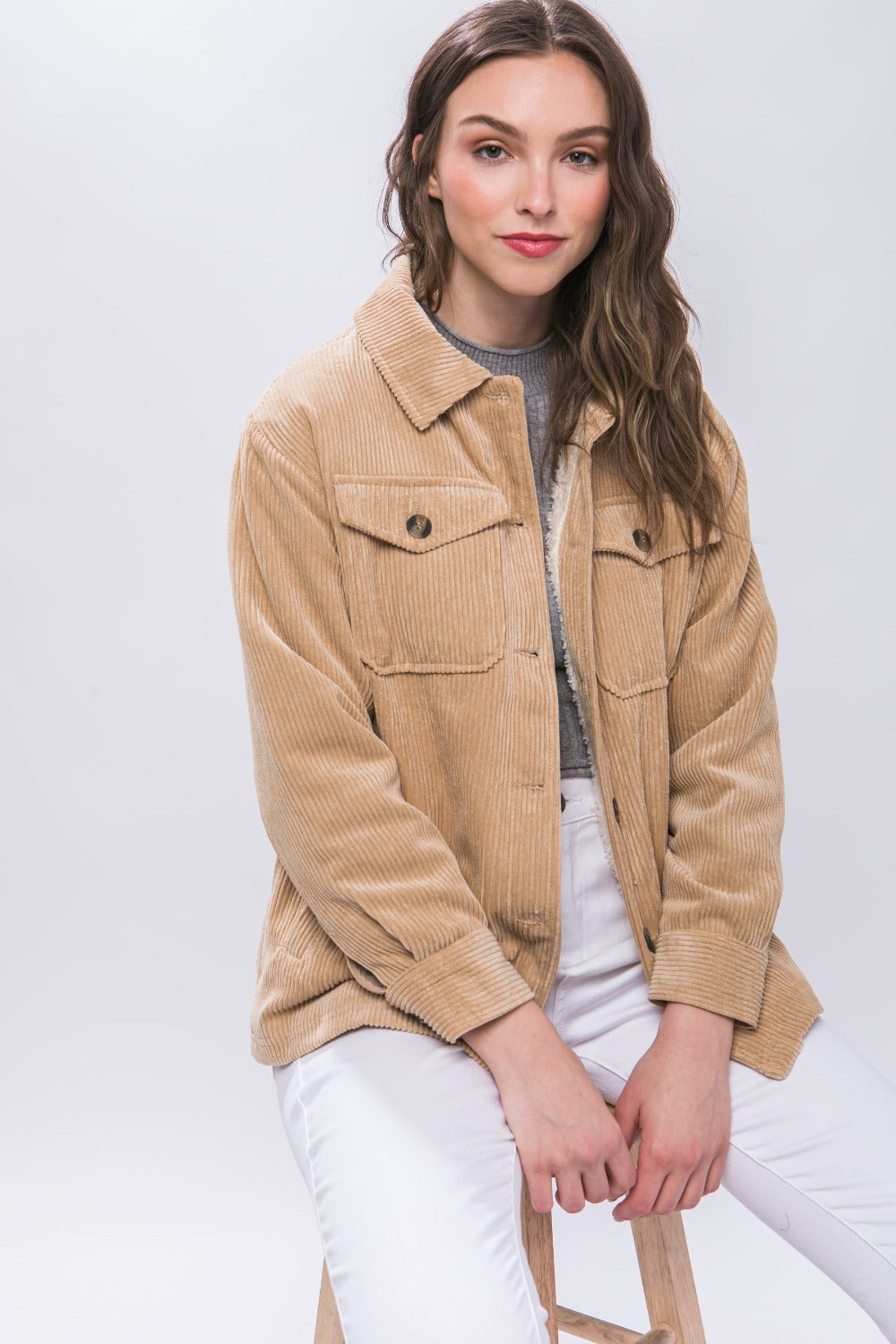 Stilla | Corduroy Jakke Love Tree Med Knapper og Sherpa Indvendig For