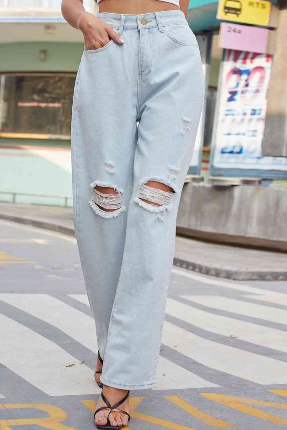 Stilla | Distressed Straight Leg Jeans Med Lommer