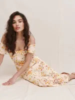 Stilla | Off Shoulder Blomster Midikjole Gul