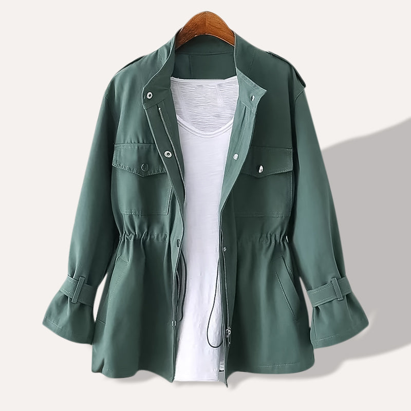 Stilla | Minimalistisk frakke med trendy design