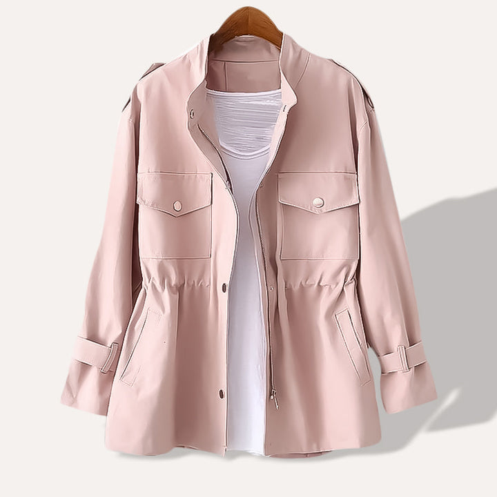 Stilla | Minimalistisk frakke med trendy design