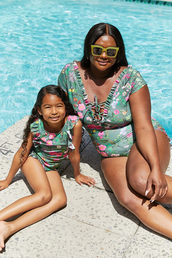 Stilla | West Swim Bring Me Flowers V-hals En Del Badedragt I Sage