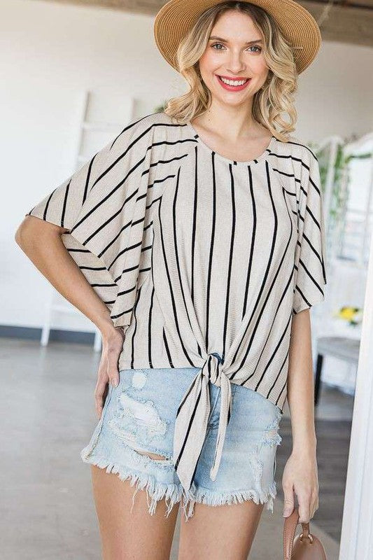 Stilla | Print Bånd Hem Rund Hals Cape Ærme Top