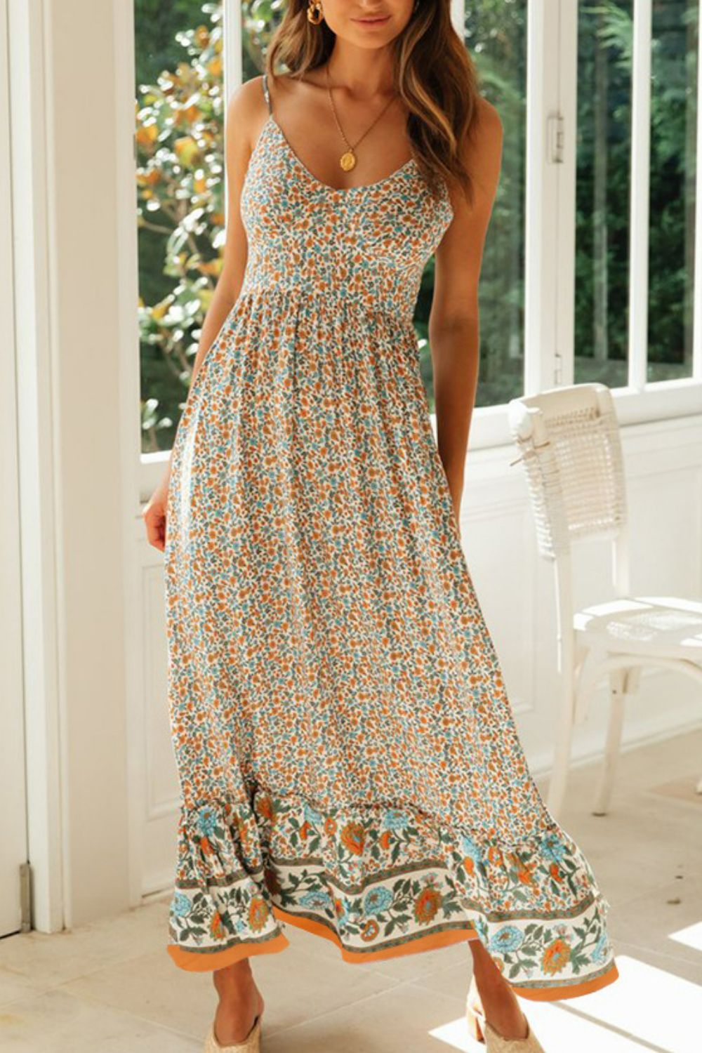 Stilla | Spaghetti Strop Frill Trim Maxi Kjole