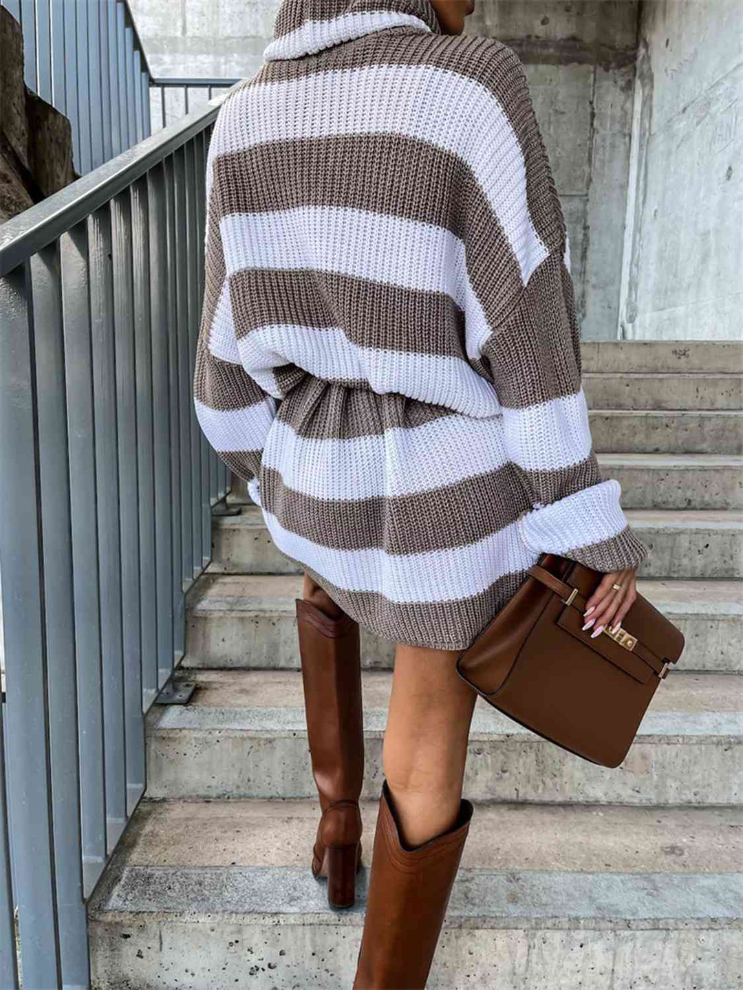 Stilla | Turtleneck Sweater Dress
