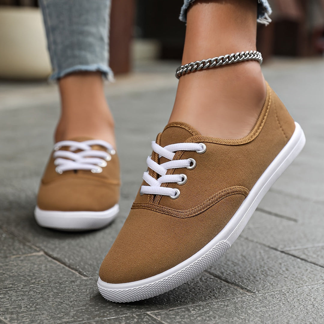 Skovae | Behagelige Lave Canvas Sneakers I Hvid