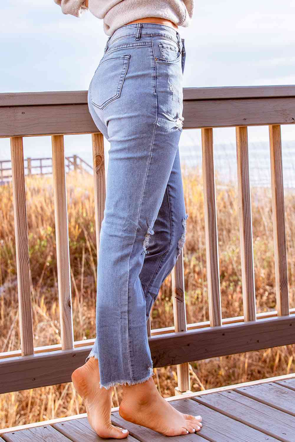 Stilla | Distressed Cropped Jeans