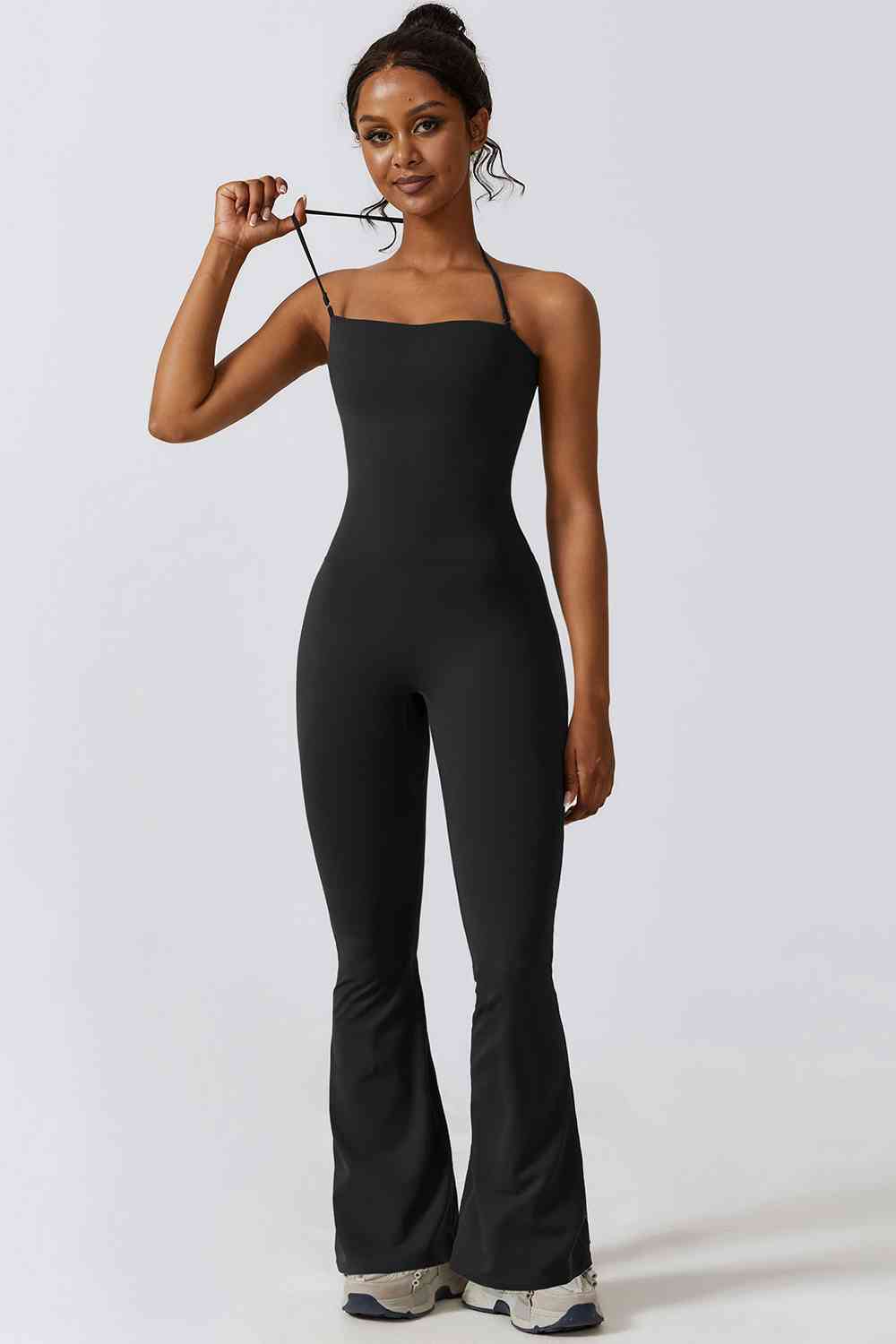 Stilla | Hals Flare Sport Jumpsuit