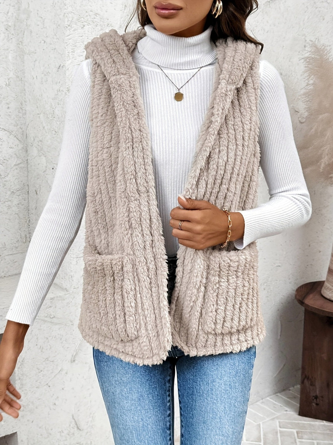 Stilla | Fluffy Hoodie Vest Med Lommer