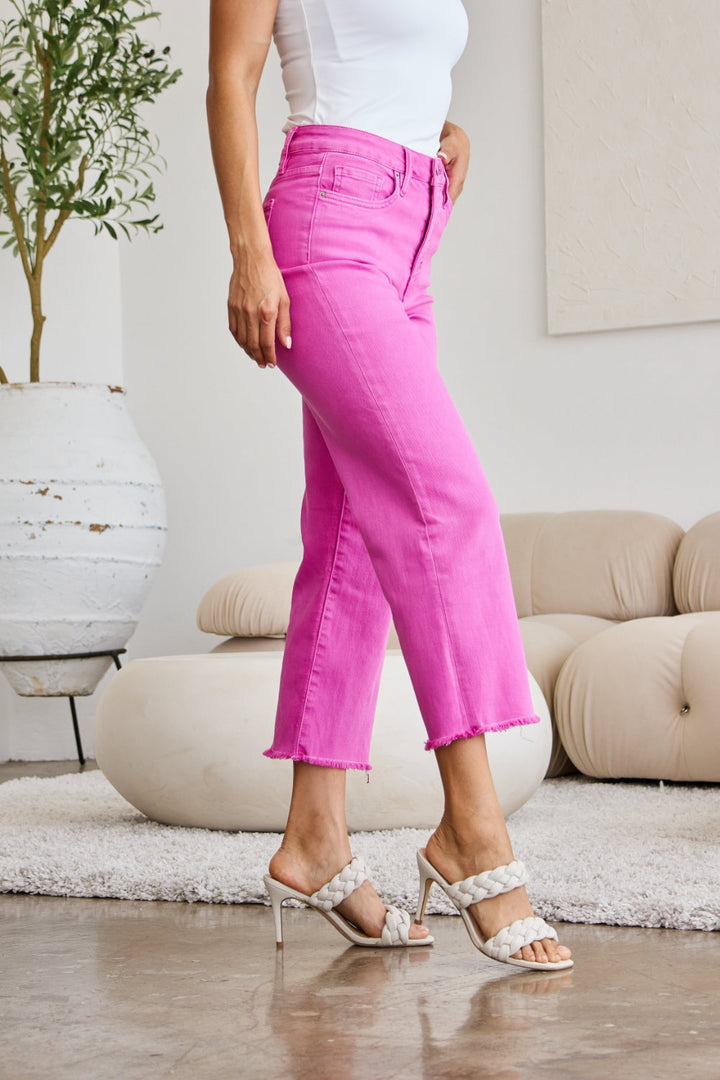 Stilla | Crop Chloe Plus Size Tummy Control High Waist Raw Hem Jeans