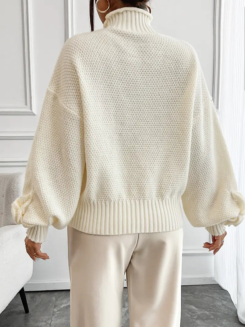 Stilla | Rullekrave strikbluse med blomster