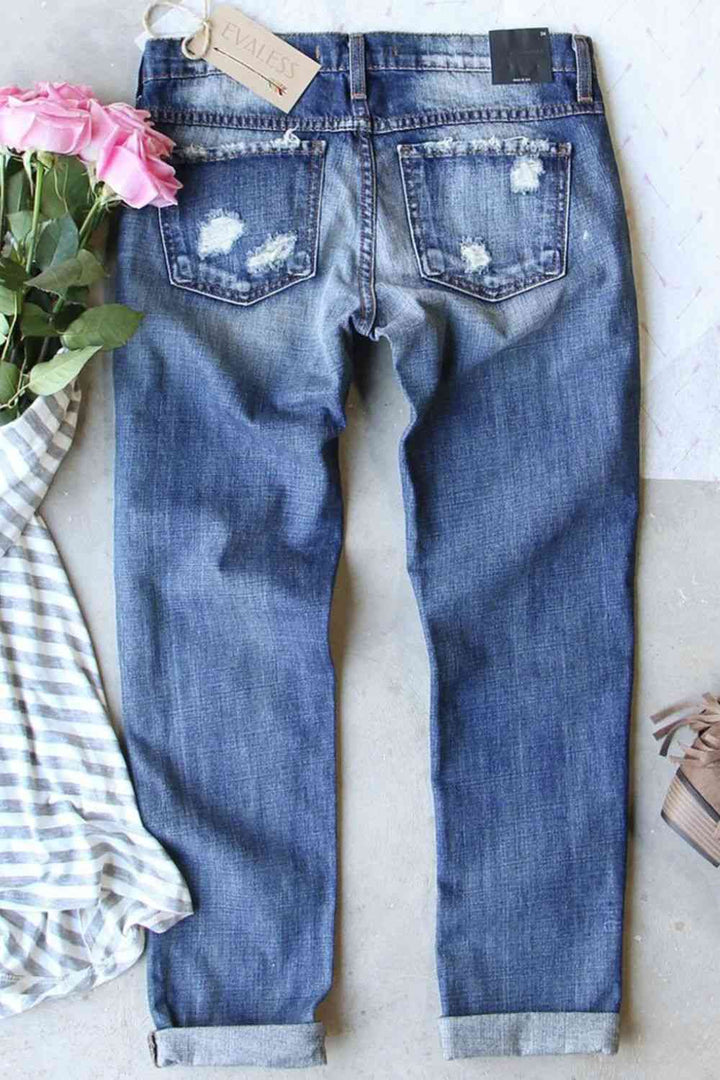 Stilla | Patch Distressed Straight Leg Jeans