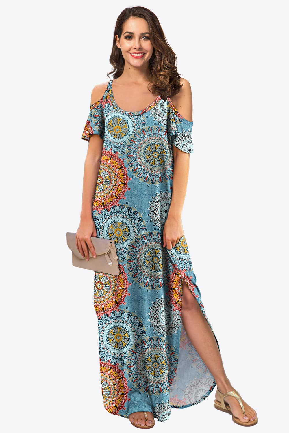 Stilla | Scoop Neck Cold-Shoulder Maxi Dress