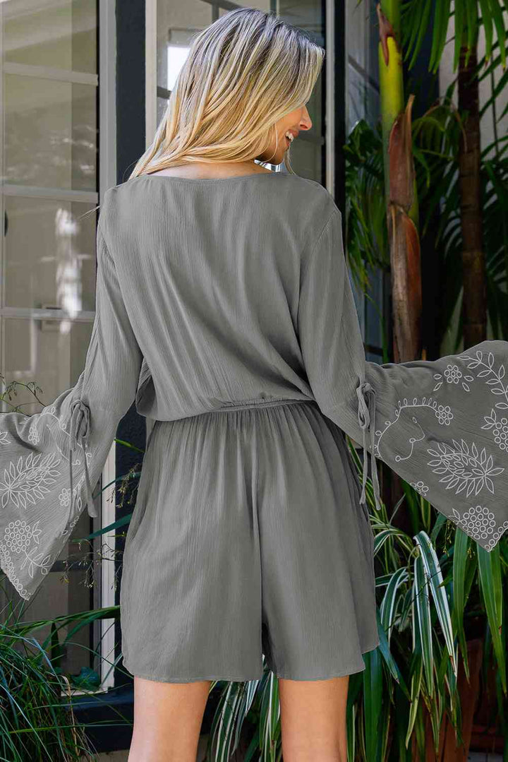 Stilla | Hals Flare Ærme Romper