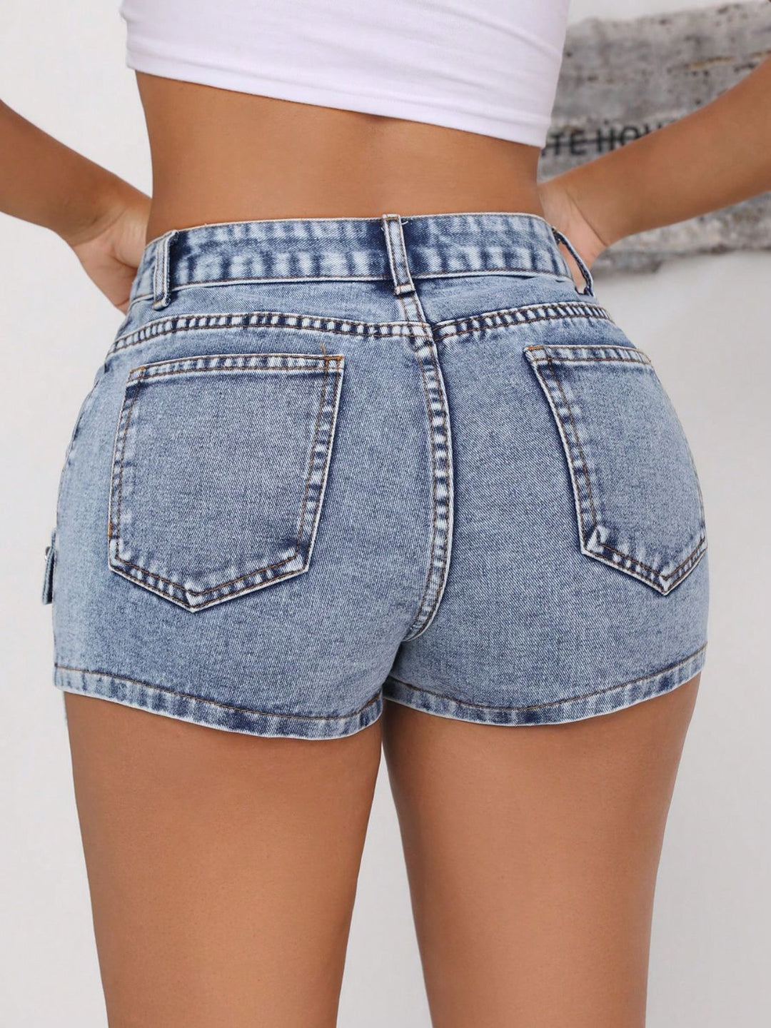 Stilla | Høj Talje Denim Shorts med Lommer