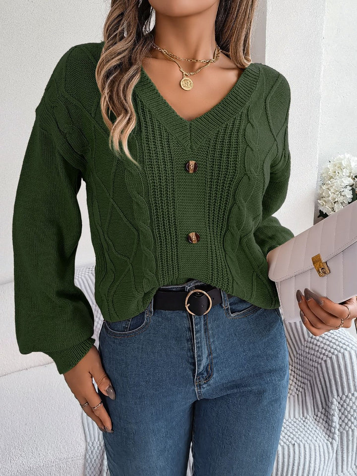 Stilla | Strikknappet V-hals Sweater