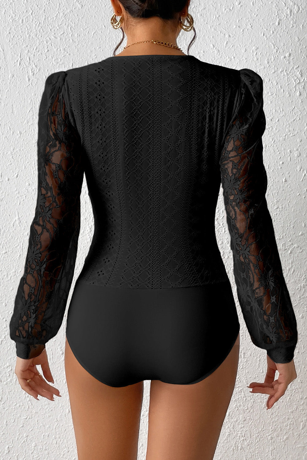 Stilla | Spids-langærmet-bodysuit